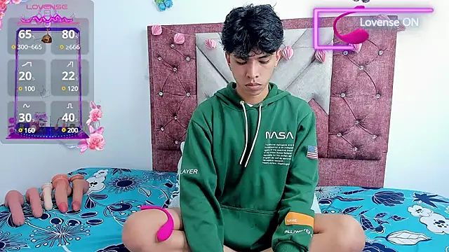 Santy carrington online show from March 2025 10:11:01 PM