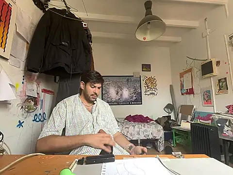 Snapshot of xxlbarcelona chatting on April 2026 11:44:02 AM xxlbarcelona online show from April 2026 11:44:02 AM