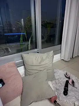 Snapshot of IvonneJoy chatting on February 2026 10:52:02 PM IvonneJoy online show from February 2026 10:52:02 PM