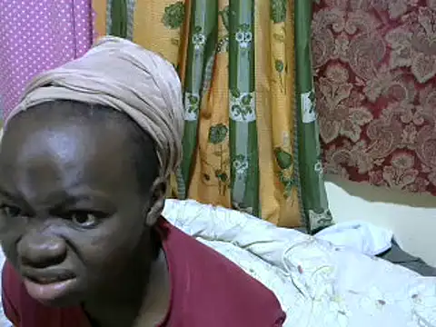 Snapshot of Thicky_kyla chatting on March 2025 03:56:02 AM Thicky kyla online show from March 2025 03:56:02 AM