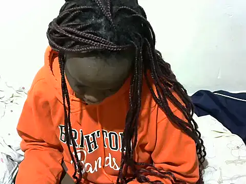 Snapshot of Thicky_kyla chatting on September 2025 07:17:01 PM Thicky kyla online show from September 2025 07:17:01 PM