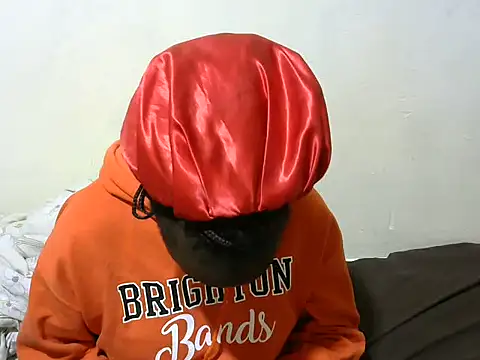 Snapshot of Thicky_kyla chatting on September 2025 01:15:01 PM Thicky kyla online show from September 2025 01:15:01 PM