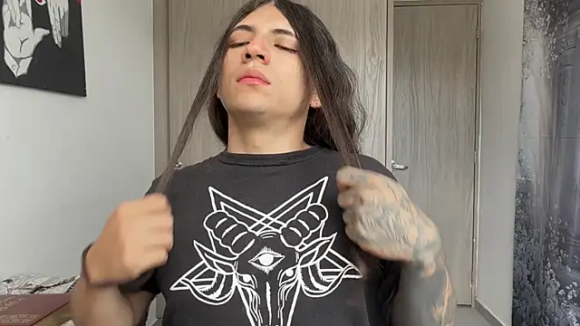 Snapshot of gabriel__manson chatting on May 2026 06:58:01 PM gabriel manson online show from May 2026 06:58:01 PM