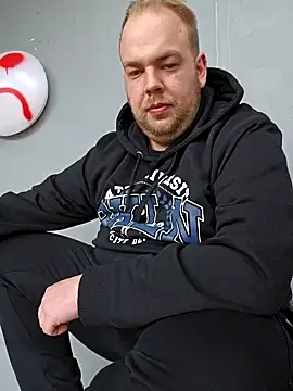 Snapshot of PupW0lfy chatting on January 2025 11:36:02 AM PupW0lfy online show from January 2025 11:36:02 AM