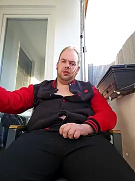 Snapshot of PupW0lfy chatting on February 2025 02:59:02 PM PupW0lfy online show from February 2025 02:59:02 PM