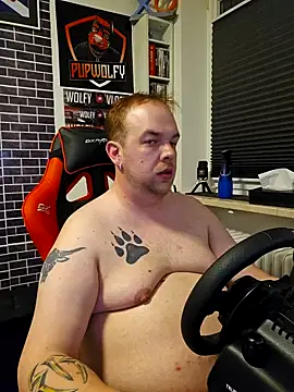 Snapshot of PupW0lfy chatting on March 2025 06:59:02 PM PupW0lfy online show from March 2025 06:59:02 PM