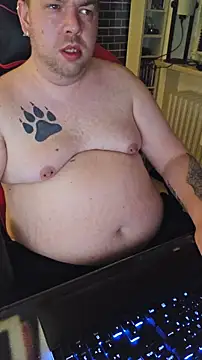 Snapshot of PupW0lfy chatting on February 2026 06:48:01 PM PupW0lfy online show from February 2026 06:48:01 PM