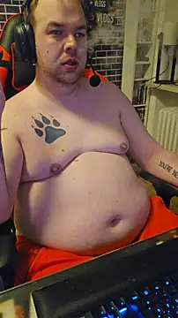 Snapshot of PupW0lfy chatting on February 2026 06:37:02 PM PupW0lfy online show from February 2026 06:37:02 PM