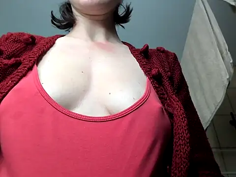 Snapshot of Milky_hairy_mommy chatting on November 2025 09:35:02 PM Milky hairy mommy online show from November 2025 09:35:02 PM