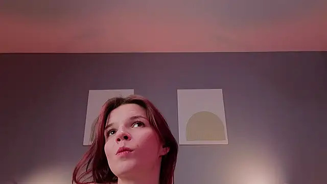 Adelheidd online show from February 2025 01:08:02 PM