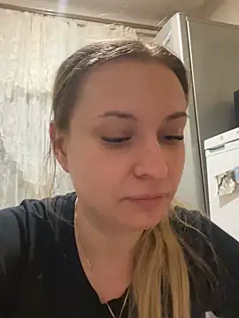 OlgaBuzzz online show from March 2025 12:48:01 PM