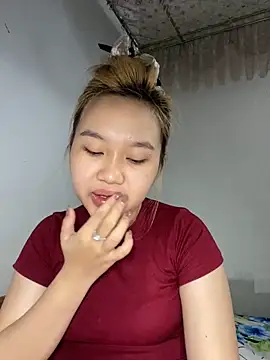 Odette68 online show from May 2026 11:56:01 PM