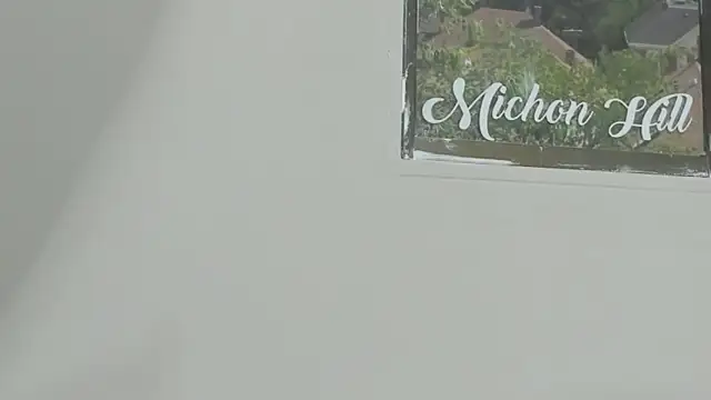 Littleolivia  online show from February 2025 01:01:01 PM