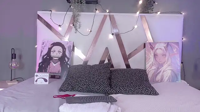 Snapshot of AmbarHills_1 chatting on December 2025 11:48:01 AM AmbarHills 1 online show from December 2025 11:48:01 AM