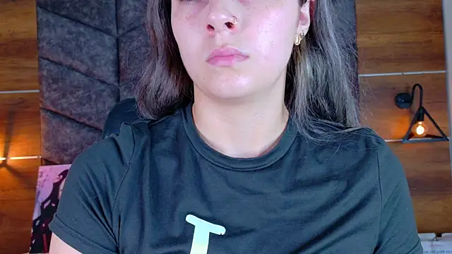 AmbarHills 1 online show from January 2026 11:34:02 AM