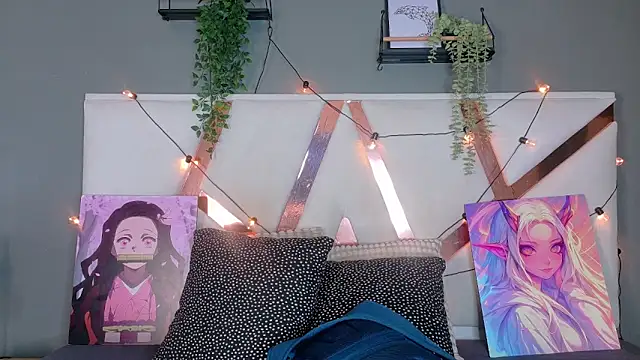 AmbarHills 1 online show from April 2026 11:37:01 AM