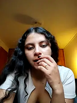 Snapshot of Ivanna_Bruner chatting on January 2025 09:37:01 PM Ivanna Bruner online show from January 2025 09:37:01 PM