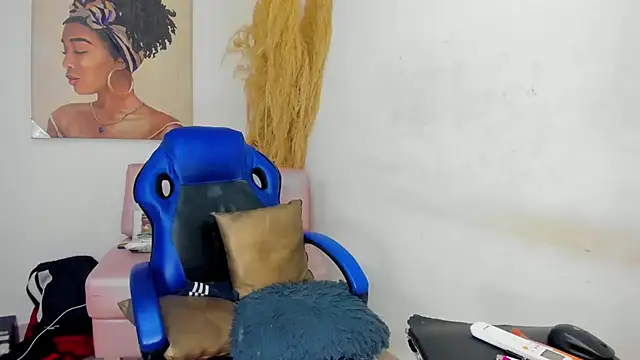 Snapshot of mia_foxts chatting on October 2025 11:38:01 PM mia foxts online show from October 2025 11:38:01 PM