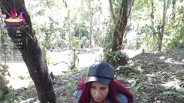 Snapshot of andreu_mature chatting on November 2025 04:17:01 PM andreu mature online show from November 2025 04:17:01 PM