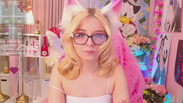 Coconut Mia online show from December 2024 04:13:01 AM