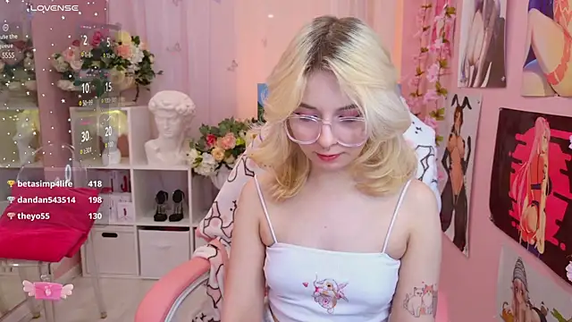 Coconut Mia online show from January 2025 01:47:01 AM