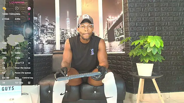 RicoBrown777  online show from October 2025 03:58:02 AM