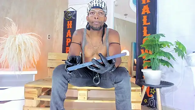 Snapshot of RicoBrown777_ chatting on October 2025 04:46:01 AM RicoBrown777 online show from October 2025 04:46:01 AM