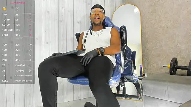 Snapshot of RicoBrown777_ chatting on July 2026 12:11:01 PM RicoBrown777 online show from July 2026 12:11:01 PM