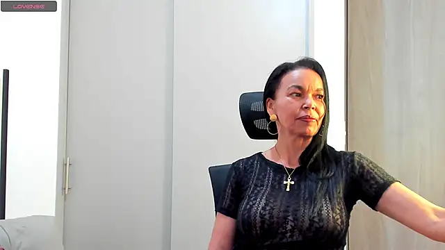 Evawalker  online show from September 2025 02:44:01 AM