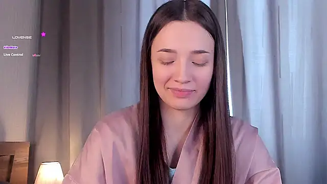 Snapshot of LowOncoming chatting on January 2025 07:10:01 AM LowOncoming online show from January 2025 07:10:01 AM