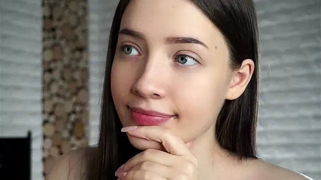 Snapshot of LowOncoming chatting on January 2025 07:24:02 AM LowOncoming online show from January 2025 07:24:02 AM