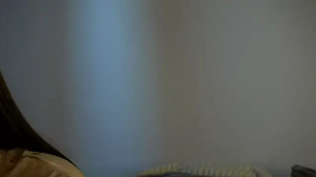 Snapshot of LowOncoming chatting on March 2025 04:14:01 AM LowOncoming online show from March 2025 04:14:01 AM