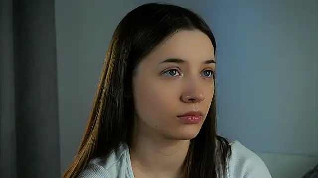 Snapshot of LowOncoming chatting on March 2025 01:23:01 AM LowOncoming online show from March 2025 01:23:01 AM