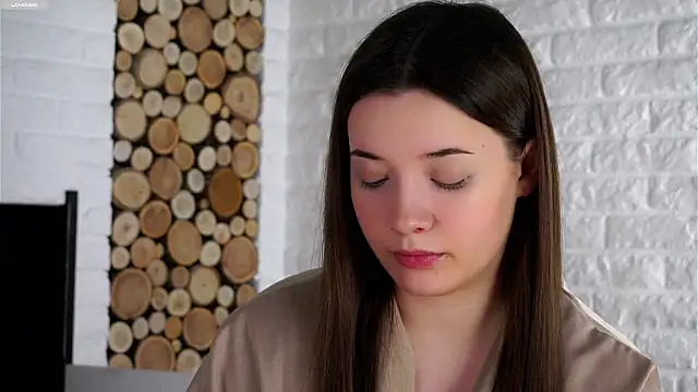 Snapshot of LowOncoming chatting on October 2025 01:50:01 AM LowOncoming online show from October 2025 01:50:01 AM