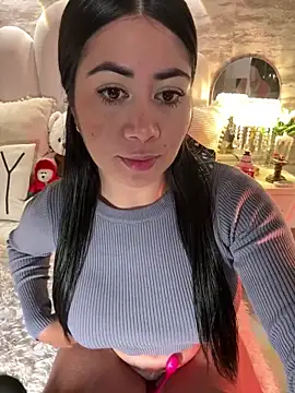  MadiLee  online show from December 2024 02:01:02 AM