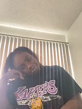 Snapshot of LillShayy chatting on September 2025 02:21:01 PM LillShayy online show from September 2025 02:21:01 PM