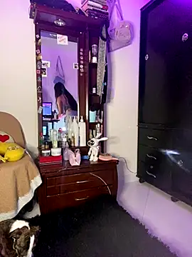 Snapshot of iam_valery chatting on September 2025 07:03:02 PM iam valery online show from September 2025 07:03:02 PM