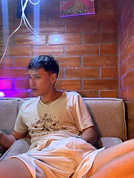 pipeynick online show from October 2025 02:36:02 AM