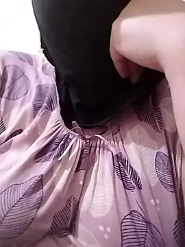 Snapshot of mohra30 chatting on March 2025 08:33:02 PM mohra30 online show from March 2025 08:33:02 PM