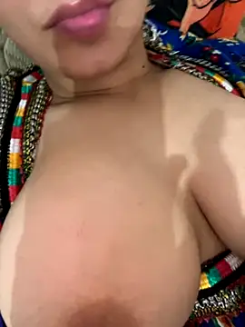 Snapshot of mohra30 chatting on October 2025 01:40:02 PM mohra30 online show from October 2025 01:40:02 PM