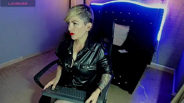 Maria fernandaxxx  online show from January 2025 10:30:02 PM