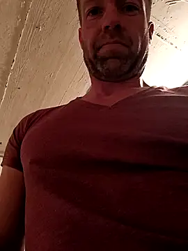 Snapshot of Timbojan28 chatting on April 2026 12:30:02 AM Timbojan28 online show from April 2026 12:30:02 AM