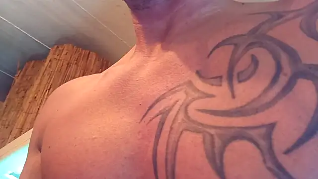 Snapshot of Timbojan28 chatting on April 2026 12:26:02 AM Timbojan28 online show from April 2026 12:26:02 AM