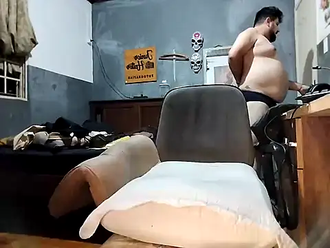 Snapshot of bumbumtatuado chatting on April 2026 01:52:01 AM bumbumtatuado online show from April 2026 01:52:01 AM