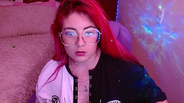 Snapshot of Azamy-12 chatting on February 2025 05:10:02 AM Azamy-12 online show from February 2025 05:10:02 AM