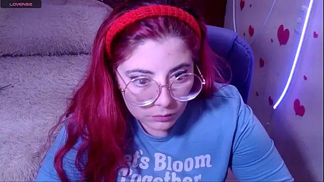 Snapshot of Azamy-12 chatting on February 2025 10:11:02 PM Azamy-12 online show from February 2025 10:11:02 PM