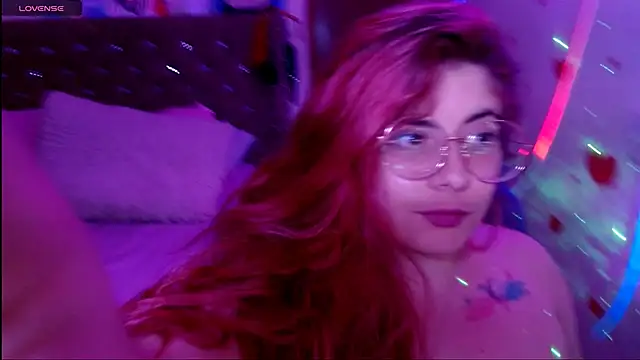 Snapshot of Azamy-12 chatting on February 2025 09:31:01 PM Azamy-12 online show from February 2025 09:31:01 PM