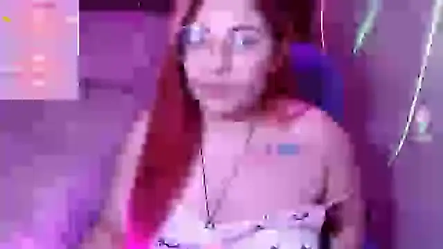 Snapshot of Azamy-12 chatting on March 2025 03:55:02 AM Azamy-12 online show from March 2025 03:55:02 AM