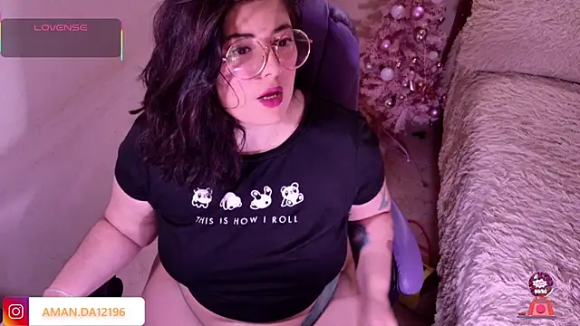 Snapshot of Azamy-12 chatting on December 2025 06:52:01 AM Azamy-12 online show from December 2025 06:52:01 AM