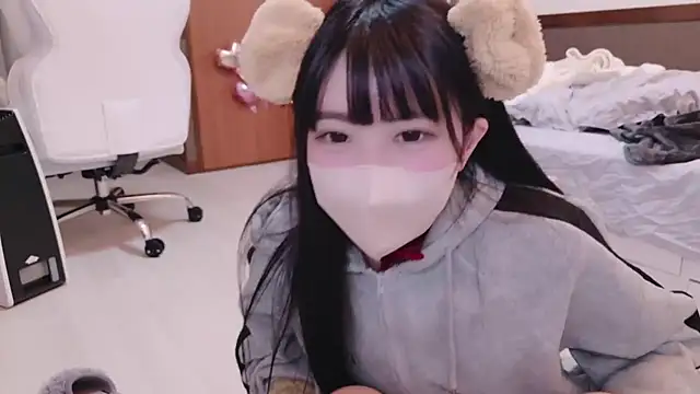 Snapshot of YUNOCHI_nyanko chatting on December 2024 10:35:02 AM YUNOCHI nyanko online show from December 2024 10:35:02 AM